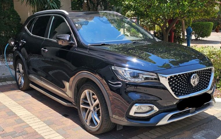 מודעת רכב אם ג'י EHS PHEV