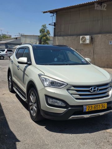 יונדאי סנטה פה