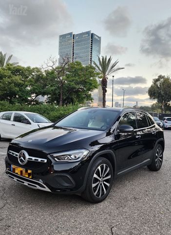 מרצדס-בנץ GLA