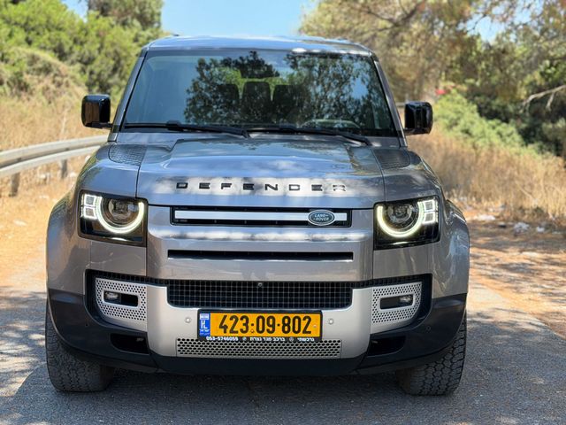 לנד רובר דיפנדר
