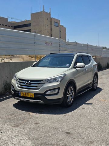 יונדאי סנטה פה