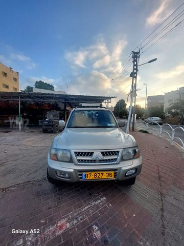 מיצובישי פג'רו