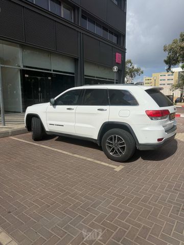 ג'יפ גרנד צ'ירוקי