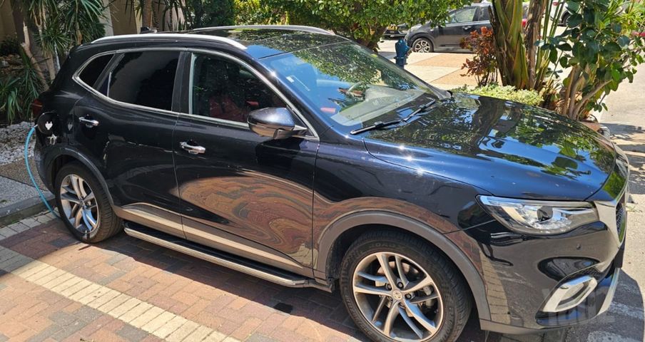 אם ג'י EHS PHEV