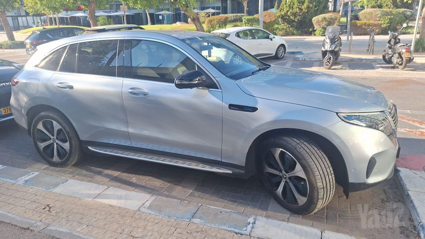מרצדס-בנץ EQC