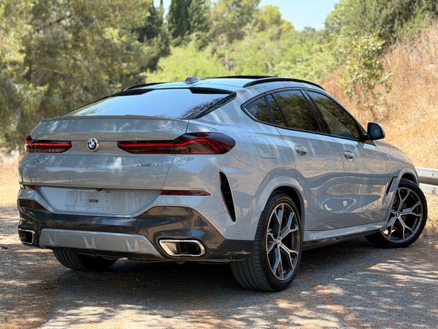 ב מ וו X6