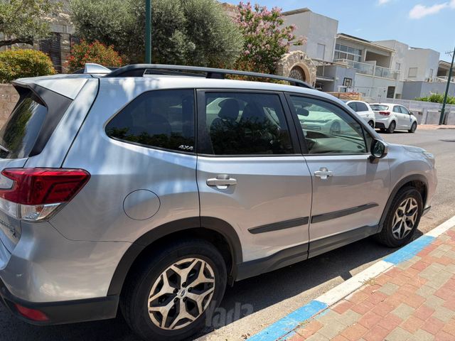 סובארו פורסטר