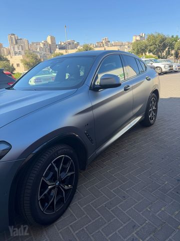 ב מ וו X4