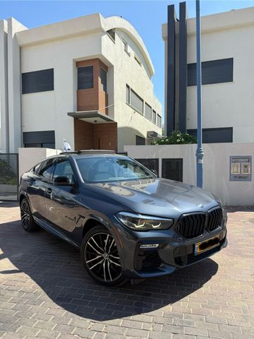 ב מ וו X6