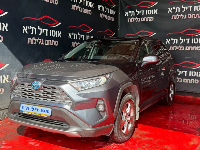 טויוטה RAV4