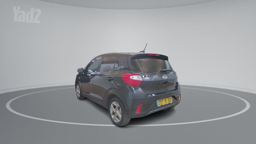 יונדאי i10