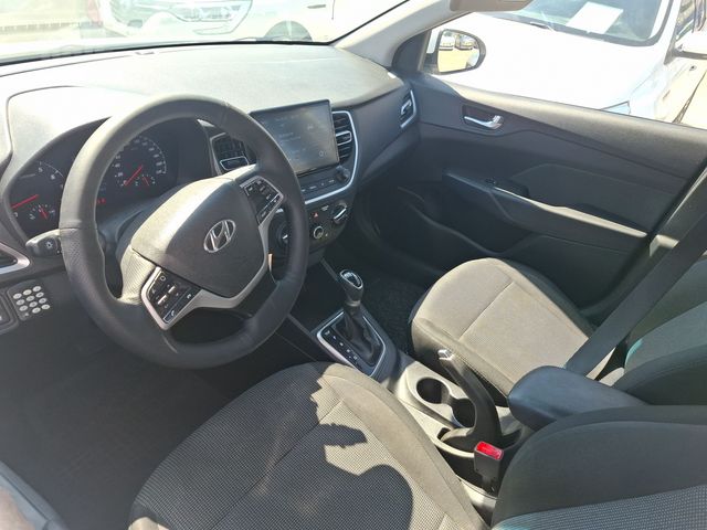 יונדאי אקסנט i25