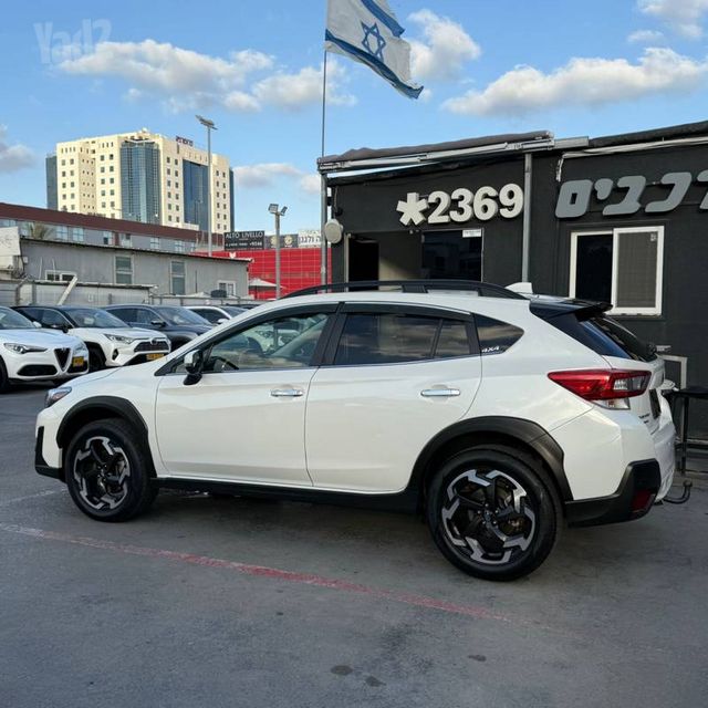 סובארו XV