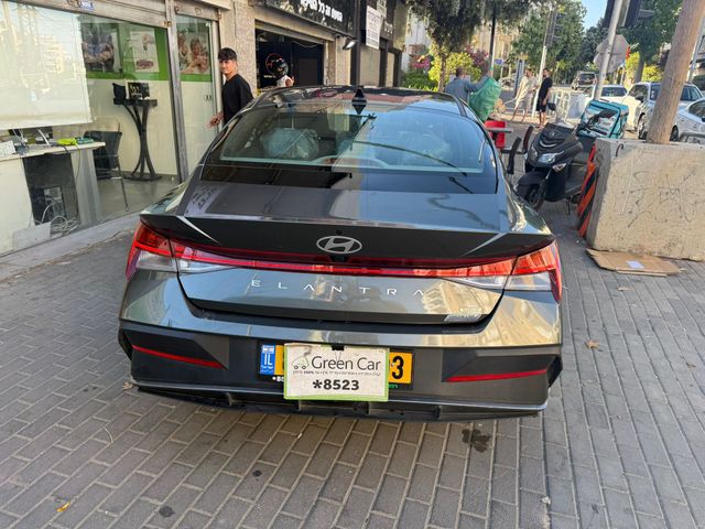 יונדאי אלנטרה