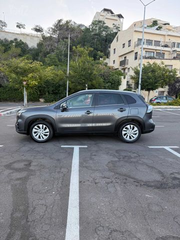 סוזוקי S-Cross