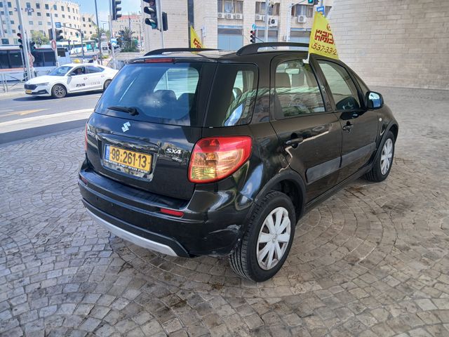סוזוקי SX4