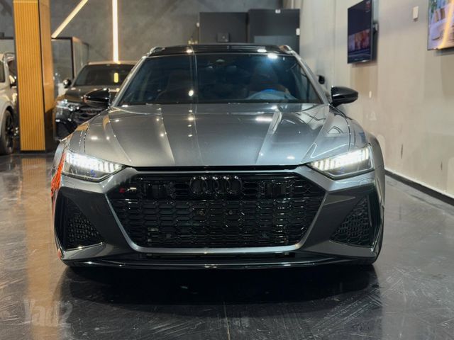אאודי RS 6