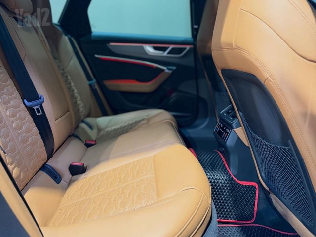 אאודי RS 6