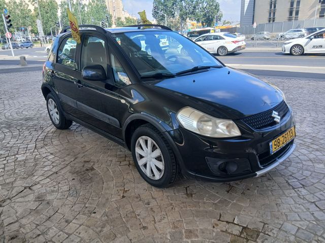 סוזוקי SX4
