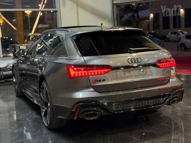 אאודי RS 6