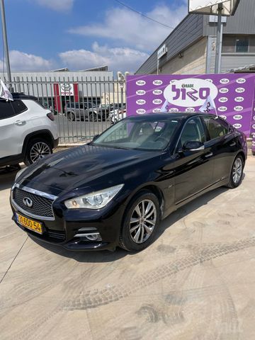 מודעת רכב אינפיניטי Q50