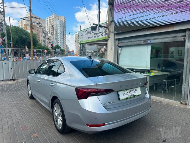 סקודה אוקטביה