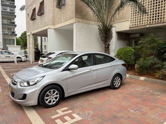 מודעת רכב יונדאי אקסנט i25