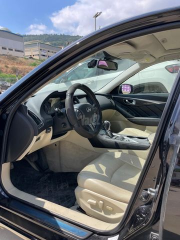 אינפיניטי Q50