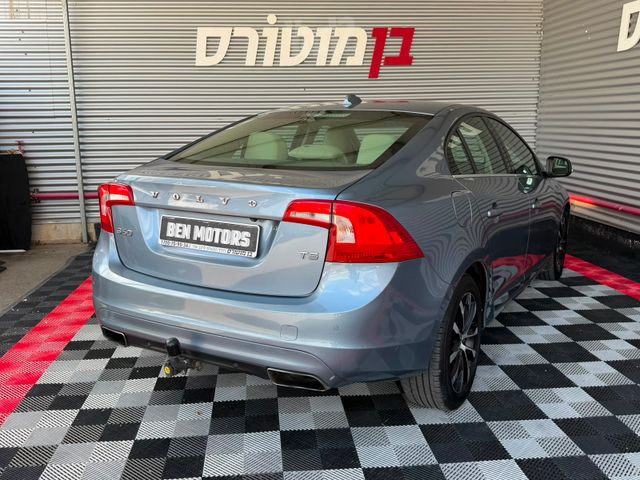 וולוו S60