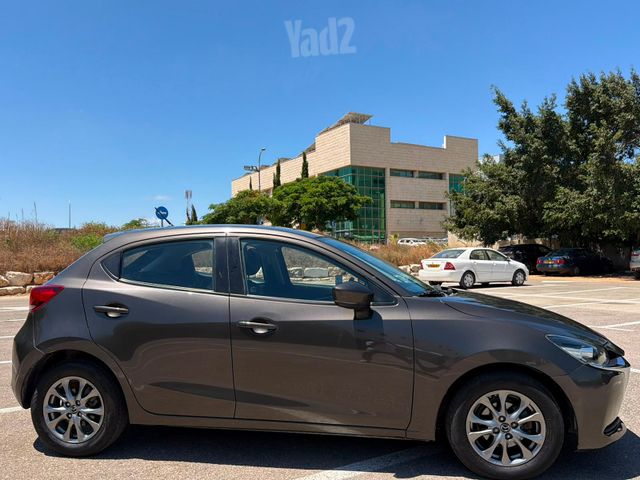 מאזדה 2