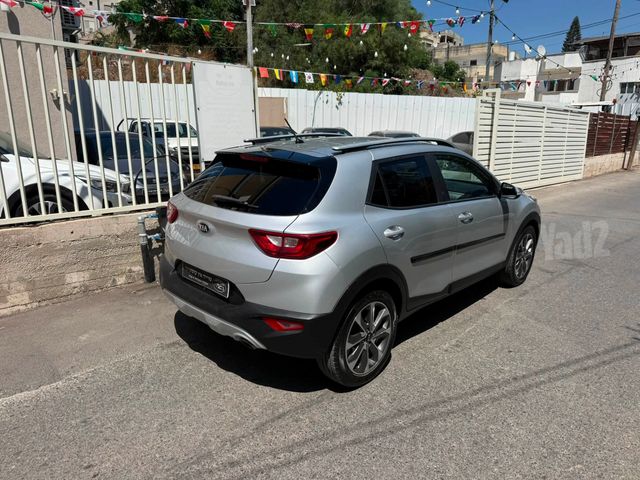 קיה סטוניק