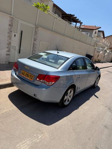 שברולט קרוז