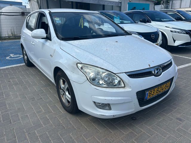 מודעת רכב יונדאי i30 2