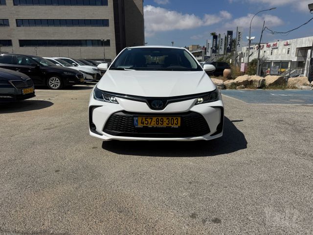 טויוטה קורולה