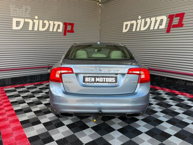 וולוו S60