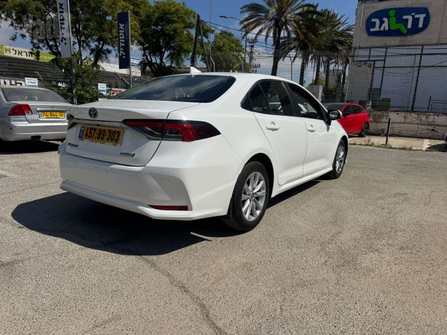 טויוטה קורולה