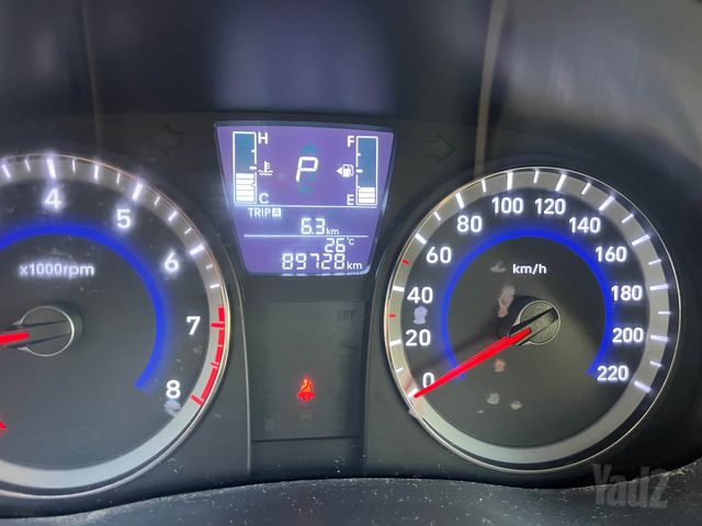 יונדאי אקסנט i25