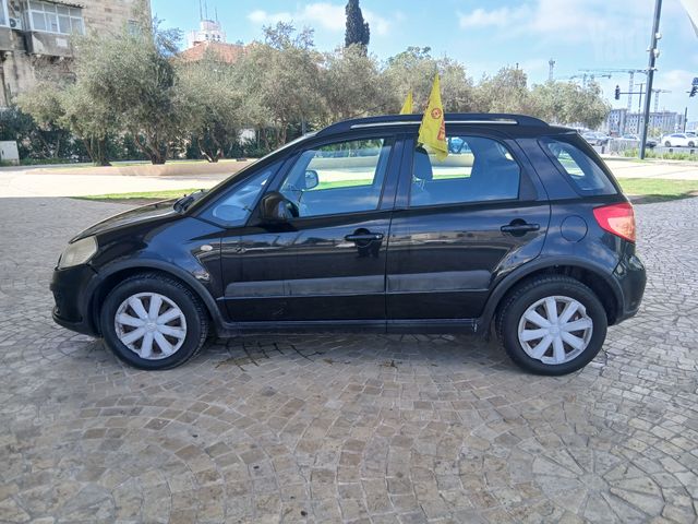 סוזוקי SX4