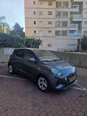 יונדאי i10