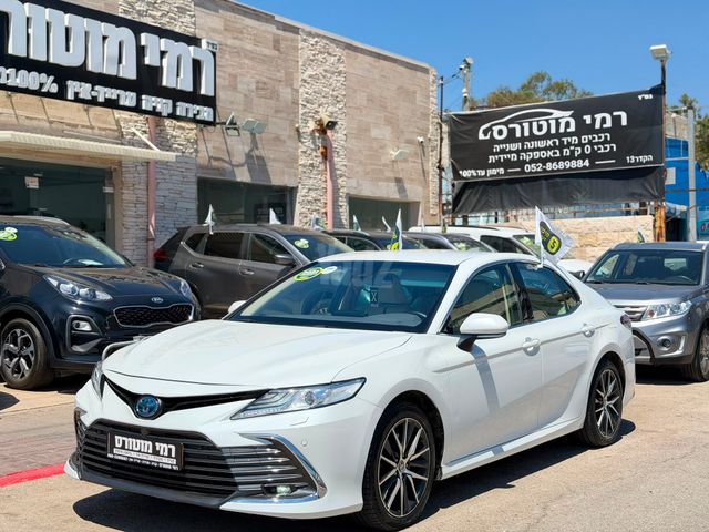 מודעת רכב טויוטה קאמרי