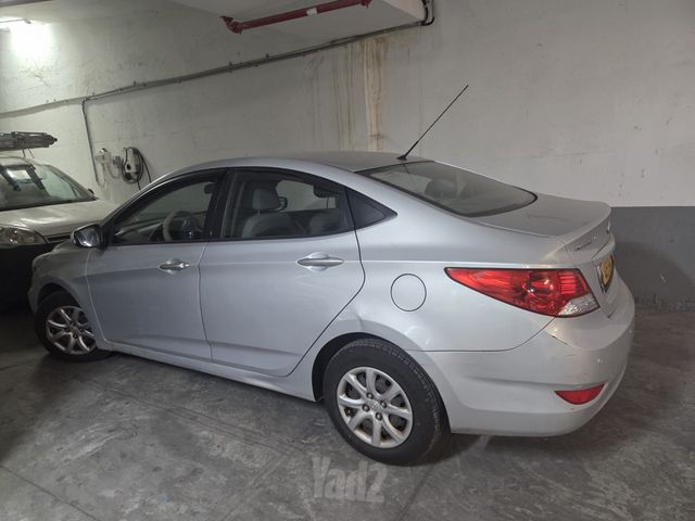 מודעת רכב יונדאי אקסנט i25