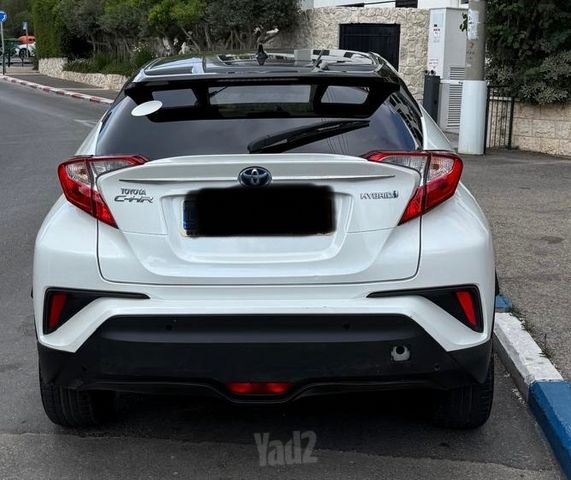 טויוטה C-HR
