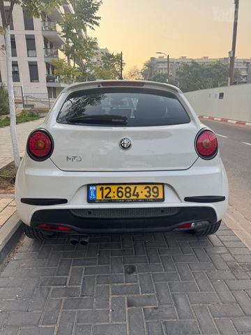 אלפא רומיאו מיטו