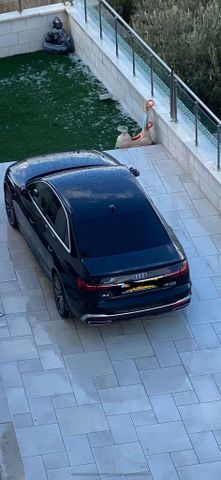 אאודי A4