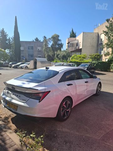 יונדאי אלנטרה