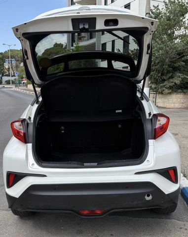 טויוטה C-HR