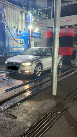 אאודי A4