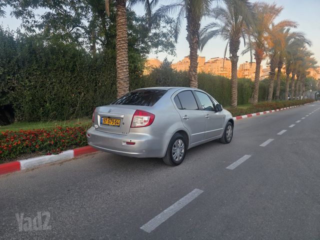 סוזוקי SX4