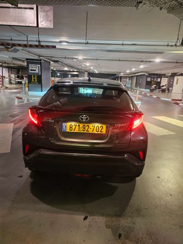 טויוטה C-HR