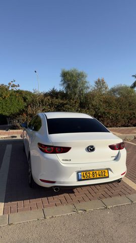 מאזדה 3